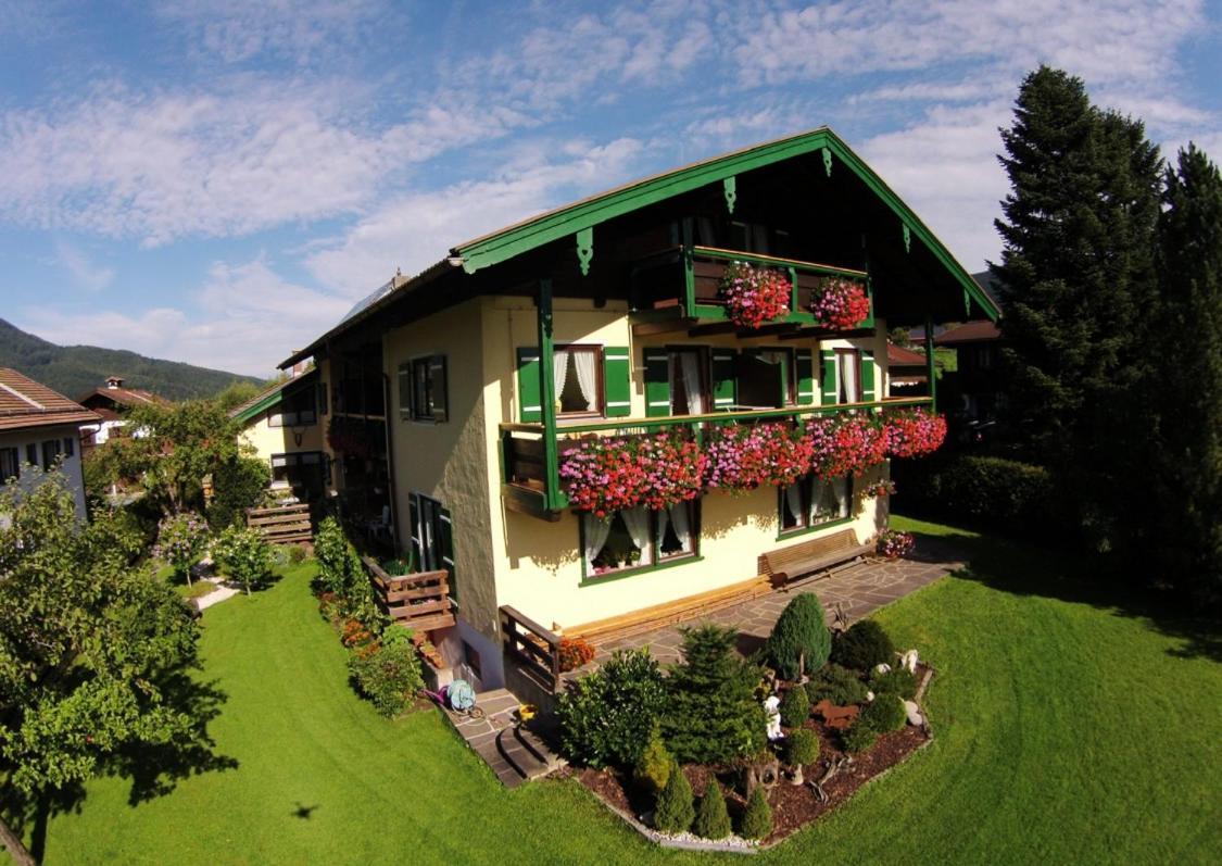 Haus Schoeneck - Chiemgau Karte Інцель Екстер'єр фото